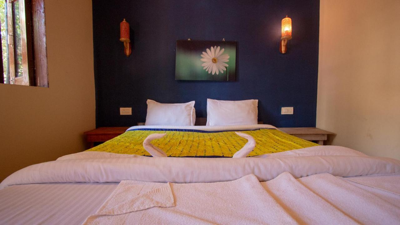 Palmco Beach Huts Hotel Arambol Exterior photo